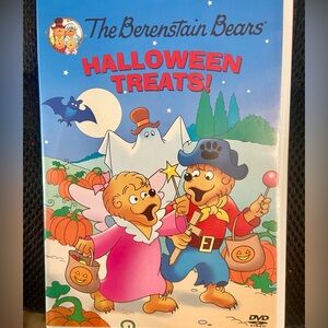 ☀️5/$10 The Berenstain Bears Halloween Treats DVD
